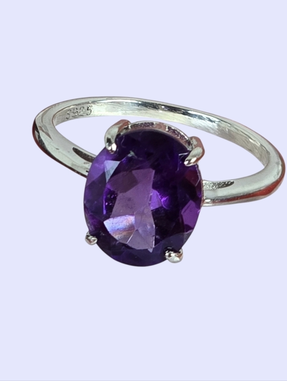 925 Sterling Silver Ring with Brilliant Cut Natural Amethyst 0.8x1.1cm